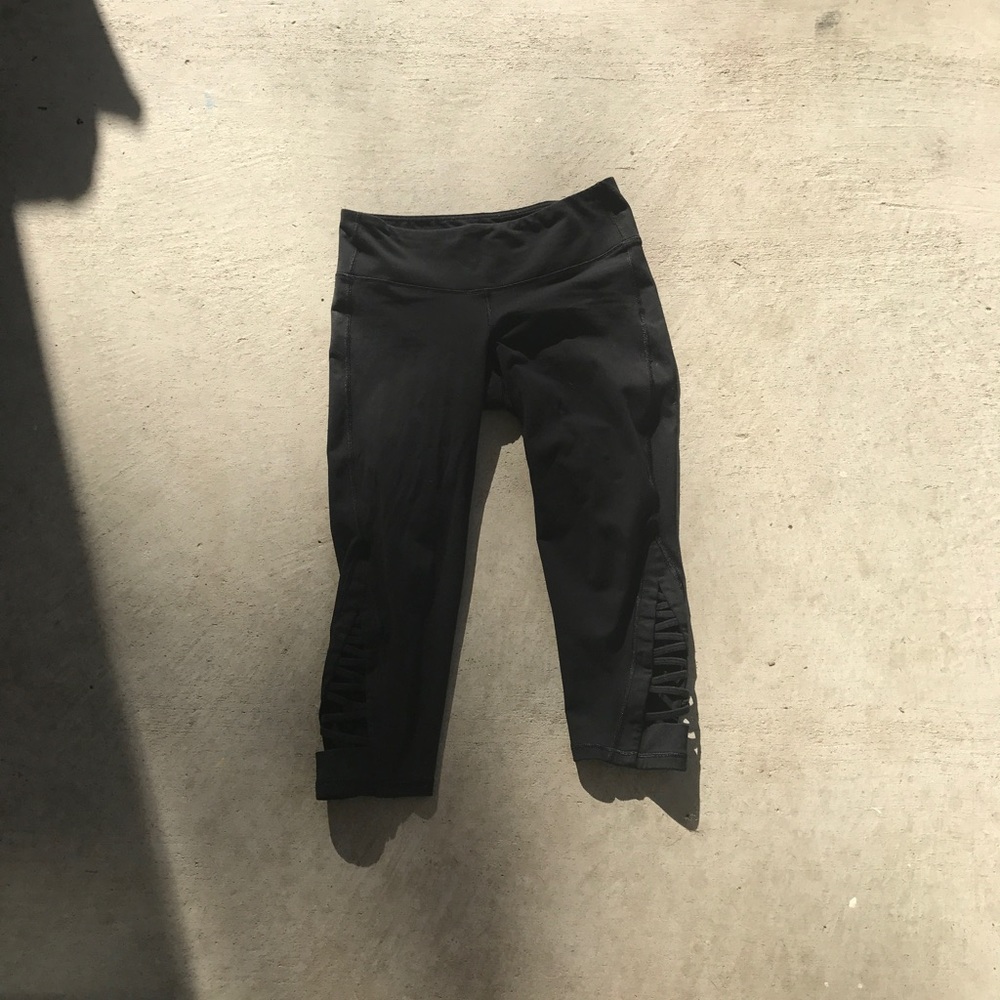 Athleta Crop Leggings